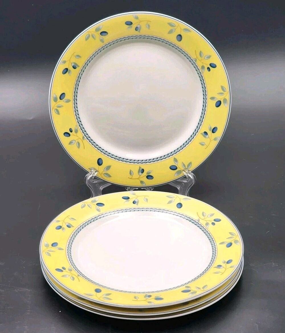 Royal Doulton Blueberry Set Of 4 Salad Plates 7.5" Dishwasher & Microwave Safe